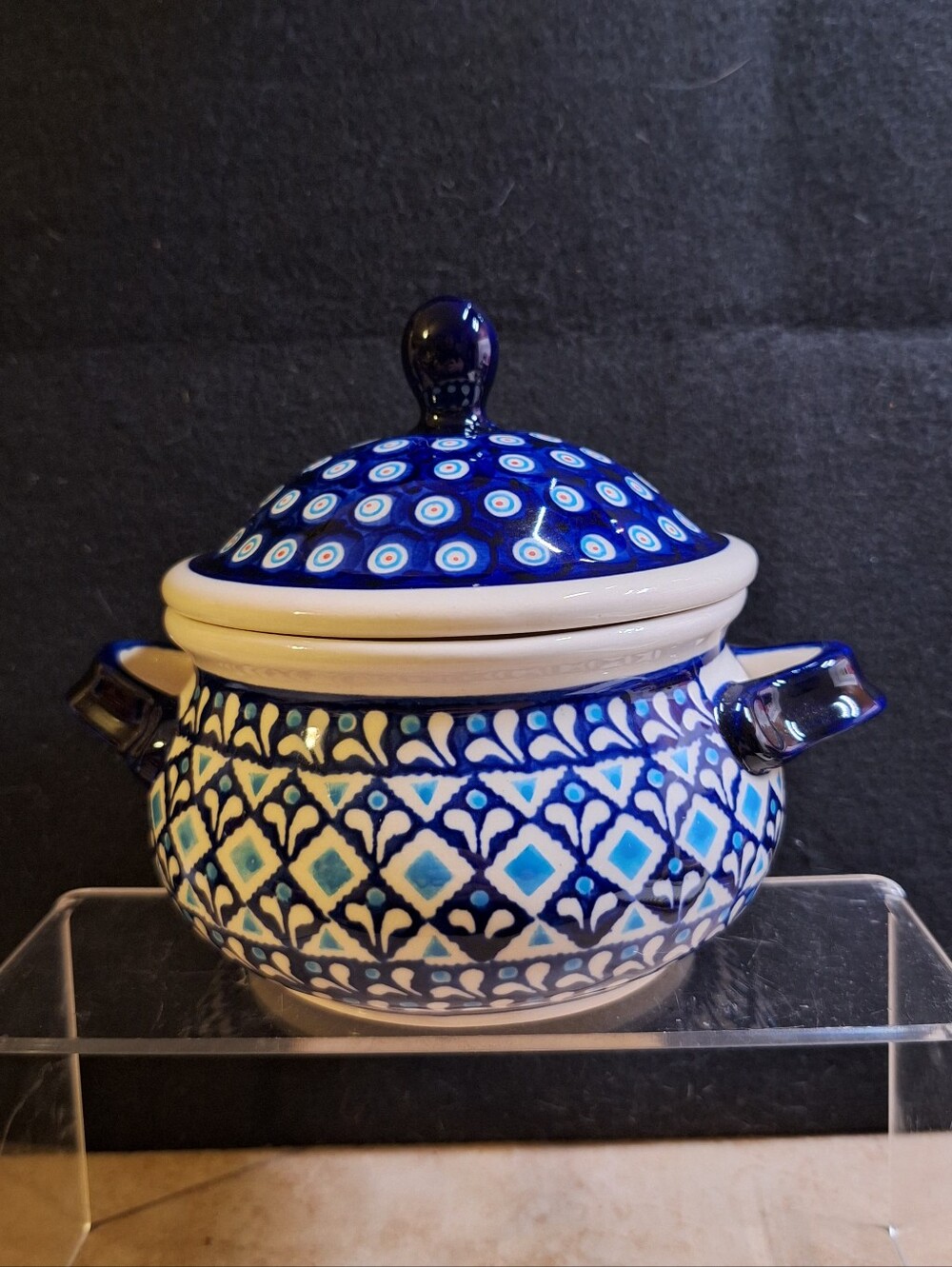 Boleslawiec Polish Pottery Individual 14 oz Soup Bean Tureen Blue Diamond  6"H